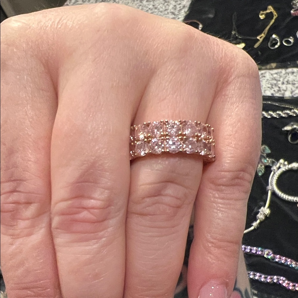 Elegant Pink Stone Women's Ring